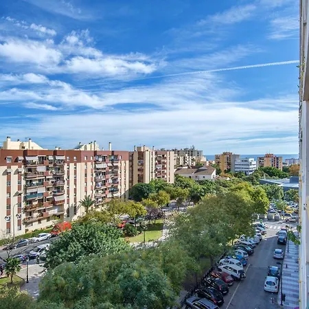 Elegant In With Sea And Mountain View. *