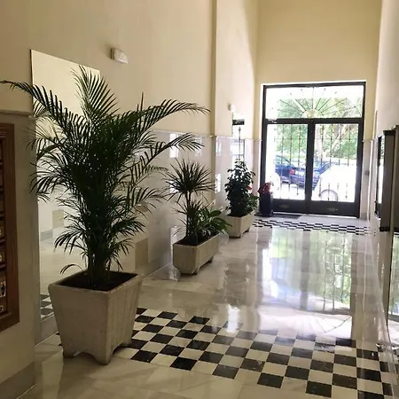 Elegant In With Sea And Mountain View.