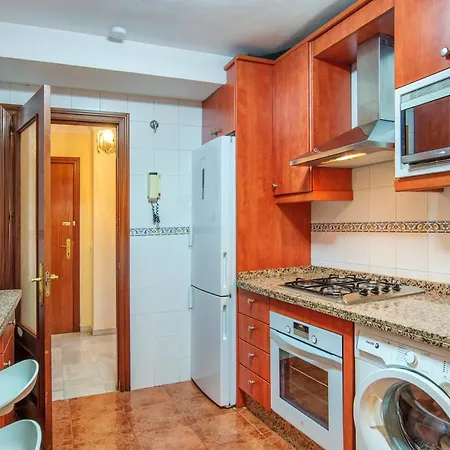 Elegant In With Sea And Mountain View. Apartment *