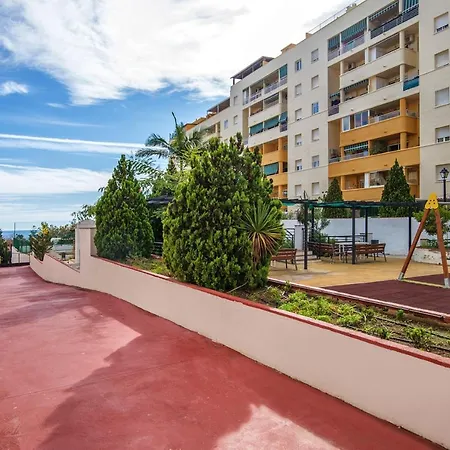 Elegant In With Sea And Mountain View. Apartment Marbella