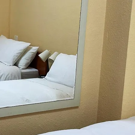 Elegant In With Sea And Mountain View. Апартаменты