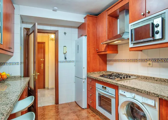 Elegant In With Sea And Mountain View. Apartament *