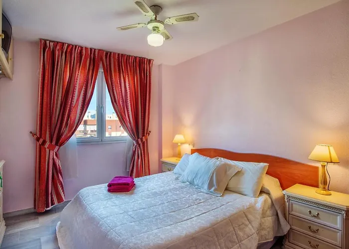 Elegant In With Sea And Mountain View. *