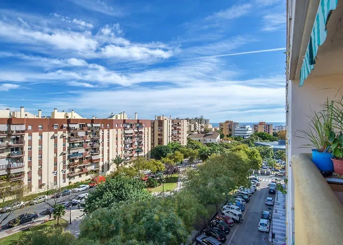 Elegant In With Sea And Mountain View. *